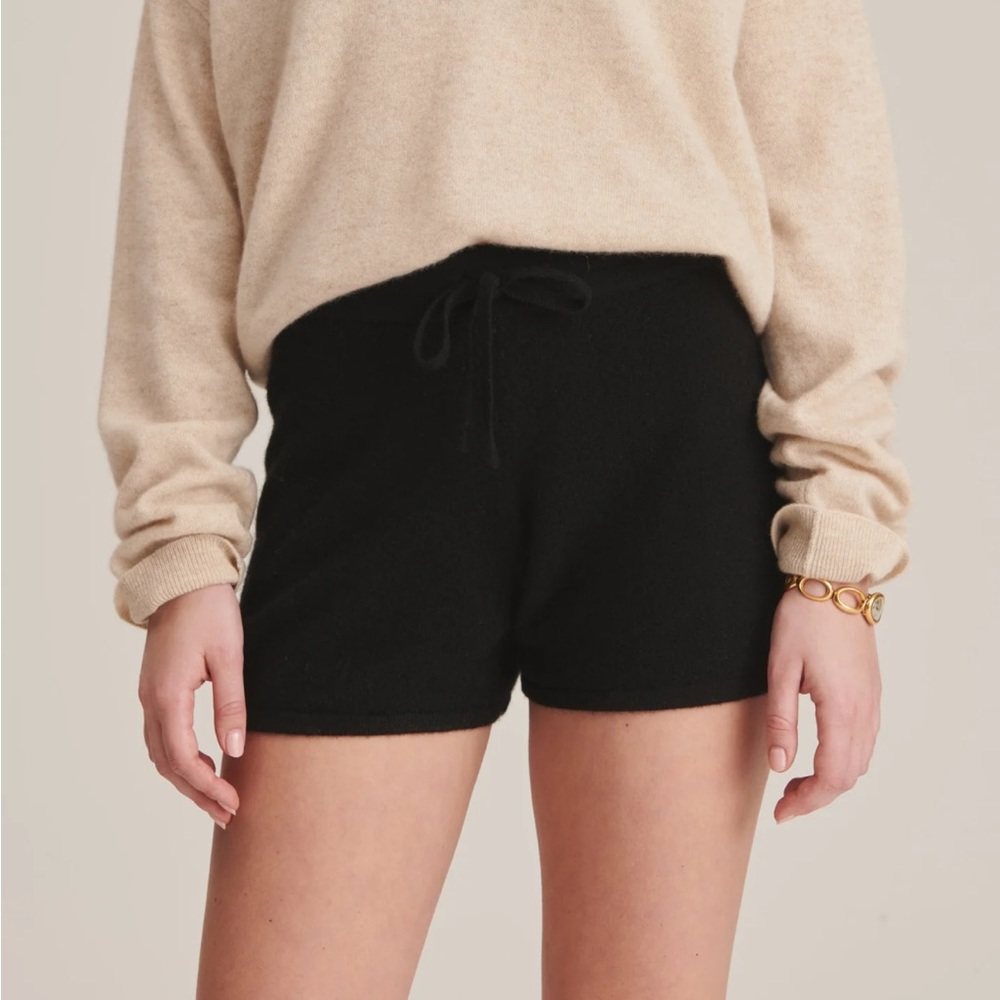 Naadam cashmere ribbed shorts